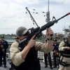 Binh sỹ hải quân Philippines và Mỹ tham gia tập trận ở Palawan ngày 23/6. (Nguồn: AFP/TTXVN)