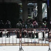 Cảnh sát Thái Lan điều tra tại hiện trường vụ đánh bom ở đền Erawan, thủ đô Bangkok ngày 18/8. (Nguồn: THX/TTXVN)