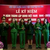 Đồng ca “Hát mãi khúc quân hành” tại lễ kỷ niệm Ngày thành lập QĐND Việt Nam tại Praha (Ảnh: Trần Quang Vinh/Vietnam+)