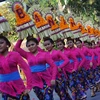 Người dân Bali trong cuộc diễu hành tại liên hoan nghệ thuật Bali. (Nguồn: AFP/TTXVN)