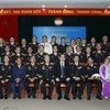 Chủ tịch Ủy ban Trung ương Mặt trận Tổ quốc Việt Nam Nguyễn Thiện Nhân với các đại biểu. (Ảnh: Nguyễn Dân/TTXVN)