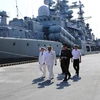 Sỹ quan và thủy thủ đội tàu Liên bang Nga đến thăm hữu nghị thành phố Đà Nẵng. (Ảnh: Trần Lê Lâm/Vietnam+)