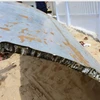 Khánh Hòa: Ngư dân vớt được mảnh vỡ nghi là của thân máy bay