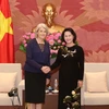 Chủ tịch Quốc hội Nguyễn Thị Kim Ngân tiếp Đại sứ Đan Mạch Charlotte Laursen. (Ảnh: Phương Hoa/TTXVN)