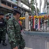 Binh sĩ Thái Lan tuần tra tại một khu đền ở thủ đô Bangkok ngày 23/8. (Nguồn: AFP/TTXVN)
