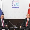  Tổng thống Thổ Nhĩ Kỳ Tayyip Erdogan (phải) có cuộc gặp với Tổng thống Nga Vladimir Putin (trái) bên lề Hội nghị thượng đỉnh G-20 tại Antalya,Thổ Nhĩ Kỳ tháng 11/2015. (Nguồn: AFP/TTXVN)