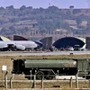 Máy bay của không quân Mỹ chuẩn bị cất cánh từ căn cứ không quân Incirlik, Thổ Nhĩ Kỳ ngày 29/11/2001. (Nguồn: EPA/TTXVN)