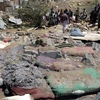 Cảnh đổ nát sau các cuộc không kích của liên quân tại thủ đô Sanaa ngày 11/8 vừa qua. (Ảnh: EPA/TTXVN)