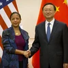Ngày 25/7, tại thủ đô Bắc Kinh, Ủy viên Quốc vụ Trung Quốc Dương Khiết Trì (phải) có cuộc gặp với Cố vấn An ninh quốc gia Mỹ Susan Rice đang trong chuyến thăm Trung Quốc. (Nguồn: EPA/TTXVN)