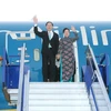 Chủ tịch nước Trần Đại Quang và Phu nhân tại Sân bay quân sự số 2 ở thủ đô Lima (Peru). (Ảnh: Nhan Sáng/TTXVN)