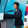 Tổng thống Park Geun-hye phát biểu tại một buổi lễ ở Busan, Hàn Quốc, ngày 27/10.EPA/ (Nguồn: YONHAP/TTXVN)