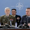 Chủ tịch Ủy ban quân sự NATO, Tướng Petr Pavel (trái) phát biểu tại cuộc họp Ủy ban quân sự NATO ở Brussels, Bỉ ngày 21/1. (Nguồn: EPA/TTXVN)
