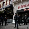Cảnh sát Pháp gác tại thủ đô Paris ngày 12/11. (Nguồn: AFP/TTXVN)