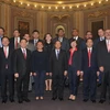 Đoàn đại biểu cấp cao QH Việt Nam chụp ảnh chung với Quốc hội bang Puebla. (Ảnh: Lưu Việt Hùng/TTXVN)