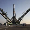 Tên lửa đẩy Soyuz-U mang theo tàu chở hàng Tiến bộ MS-04 được đặt vào bệ phóng tại Sân bay vũ trụ quốc tế Baikonur ở Kazakhstan ngày 29/11. (Nguồn: AP/TTXVN)