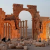 Nhiều công trình kiến trúc cổ đã bị phiến quân IS phá hủy tại thành cổ Palmyra ngày 1/4/2016. (Nguồn: EPA/TTXVN)