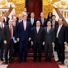 Thủ tướng Nguyễn Xuân Phúc tiếp Bộ trưởng Ngoại giao Hoa Kỳ John Kerry sang thăm và làm việc tại Việt Nam. (Ảnh: Thống Nhất/TTXVN)
