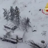 Khách sạn Rigopiano bị vùi lấp do tuyết lở ở Farindola, thuộc khu vực Abruzzo ngày 19/1. (Nguồn: EPA/TTXVN)