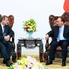 Thủ tướng Nguyễn Xuân Phúc tiếp ông Janez Premoze, Đại sứ Slovenia tại Việt Nam. (Ảnh: Thống Nhất/TTXVN)