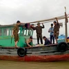 Một tàu cá vi phạm bị thu giữ tại Quảng Ninh năm 2016. (Ảnh: Nguyễn Hoàng-TTXVN)