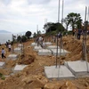 Các phần móng biệt thự xây dựng trái phép khi chưa được cấp giấy phép xây dựng tại dự án Khu du lịch Sinh thái Biển Tiên Sa. (Ảnh: Trần Lê Lâm/TTXVN)
