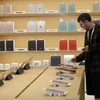 Máy tính bảng của Apple được trưng bày tại một cửa hàng ở Cupertino, bang California. (Nguồn: AP/TTXVN)
