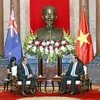 Chủ tịch nước Trần Đại Quang tiếp Ngài Murray McCully, Bộ trưởng Ngoại giao New Zealand đang có chuyến thăm chính thức Việt Nam. (Ảnh: Nhan Sáng/TTXVN)