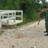 Quân đội Thái Lan tại hiện trường một vụ nổ bom.