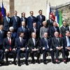 Các đại biểu chụp ảnh chung tại Hội nghị Bộ trưởng Tài chính và các Thống đốc Ngân hàng Trung ương G7 ở Bari ngày 13/5. (Nguồn: AFP/TTXVN)