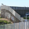 Bức tường biên giới Mỹ- Mexico tại San Ysidro, California, Mỹ ngày 25/1. (Nguồn: AFP/TTXVN)