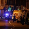 Xe cứu thương được điều động tới hiện trường vụ đâm xe ở công viên Finsbury ngày 19/6. (Nguồn: AFP/TTXVN)