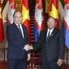 Thủ tướng Nguyễn Xuân Phúc tiếp Chủ tịch Quốc hội Vương quốc Campuchia Samdech Heng Samrin đang thăm hữu nghị chính thức Việt Nam. (Ảnh: Thống Nhất/TTXVN)