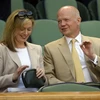 Cựu lãnh đạo đảng Bảo thủ William Hague (phải) và vợ tại London ngày 7/7. (Nguồn: EPA/TTXVN)