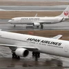 Máy bay của hãng JAL tại sân bay Haneda ở thủ đô Tokyo. Ảnh minh họa. (Nguồn: AFP/TTXVN)