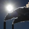 Nhà máy xả khí thải lên bầu trời ở Broadwater, New South Wales, Australia ngày 31/7. (Nguồn: EPA/TTXVN)