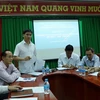 Ông Nguyễn Văn Phương, Chủ tịch HĐQT Công ty TNHH BOT Quốc lộ 1 Sóc Trăng trả lời báo chí. (Ảnh: Trung Hiếu/TTXVN)
