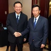Bộ trưởng Bộ Văn hóa Trung Quốc Lạc Thụ Cương (trái) tiếp Bộ trưởng Bộ Văn hóa, Thể thao và Du lịch Việt Nam Nguyễn Ngọc Thiện. (Ảnh: Lương Tuấn/Vietnam+)