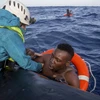 Cứu người di cư trên Địa Trung Hải ngày 6/11/2017. (Ảnh minh họa. Nguồn: AFP/ TTXVN)