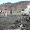 Hiện trường một vụ đánh bom xe liều chết tại Aden, Yemen ngày 25/2. (Nguồn: AFP/TTXVN)