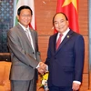Thủ tướng Nguyễn Xuân Phúc tiếp Phó Tổng thống Myanmar U Henry Van Thio nhân dịp sang Việt Nam dự Hội nghị Thượng đỉnh hợp tác Tiểu vùng Mekong mở rộng (GMS) lần thứ 6. (Ảnh: TTXVN)
