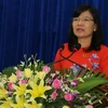 Bà Lâm Thị Sang phát biểu tại kỳ họp. (Ảnh: Huỳnh Sử/TTXVN)