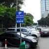 Nơi đỗ xe có thu phí dành cho ôtô trên đường Lê Lai, quận 1. (Ảnh: Mạnh Linh/TTXVN)