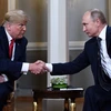 Tổng thống Mỹ Donald Trump (trái) và người đồng cấp Nga Vladimir Putin tại cuộc gặp ở Helsinki, Phần Lan ngày 16/7. (Ảnh: AFP/TTXVN)