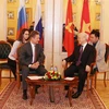 Tổng Bí thư Nguyễn Phú Trọng tiếp Chủ tịch Hội đồng Điều hành Tập đoàn Gazprom, ông Alexei Miller. (Ảnh: Trí Dũng/TTXVN)