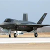 Máy bay F-35 của Mỹ do tập đoàn Lockheed Martin sản xuất trong một chuyến bay thử nghiệm tại Fort Worth, bang Texas. (Ảnh: AFP/TTXVN)