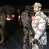 Binh sỹ Pakistan gác tại hiện trường một vụ tấn công ở Quetta ngày 2/1. (Nguồn: THX/TTXVN)