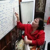 Cô giáo nổi tiếng ở thành phố Huế Trần Phương Liên. (Ảnh: Quốc Việt/TTXVN)