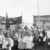 Nhân dân Campuchia tham dự Lễ mừng chiến thắng 7/1/1979, được tổ chức ngày 25/1/1979 tại sân vận động Olympic ở thủ đô Phnom Penh. (Ảnh: TTXVN)