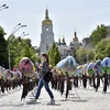 Khách du lịch tại Kiev, Ukraine ngày 5/5/2017. (Nguồn: AFP/TTXVN )