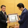 Tổng giám đốc TTXVN Nguyễn Đức Lợi phỏng vấn Thủ tướng Nhật Bản Shinzo Abe, sáng 15/2/2019, tại Thủ đô Tokyo. (Ảnh: Thành Hữu/TTXVN)